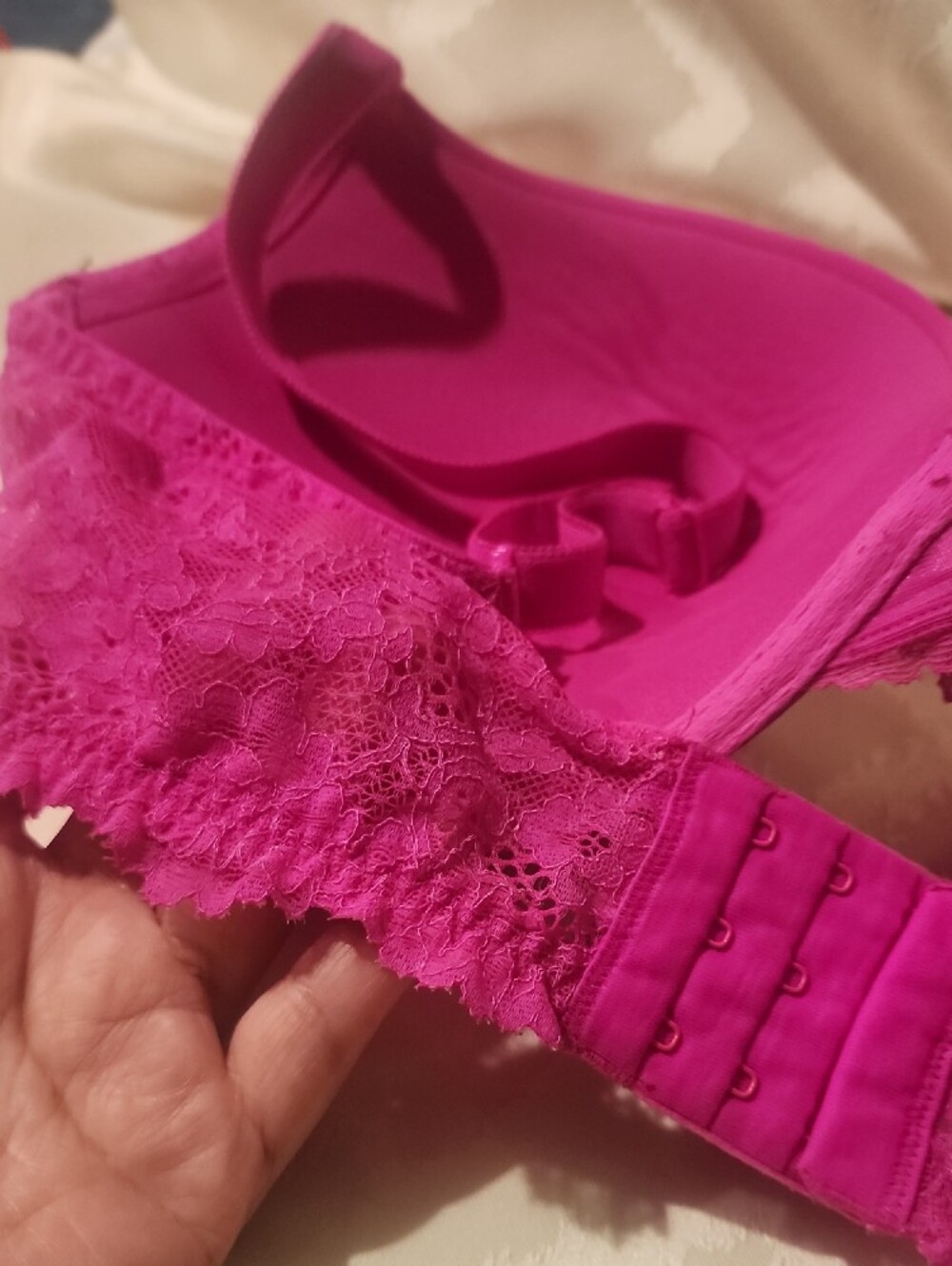 Victoria's Secret Fuchsia Push-Up Bra - Picture 6 of 11